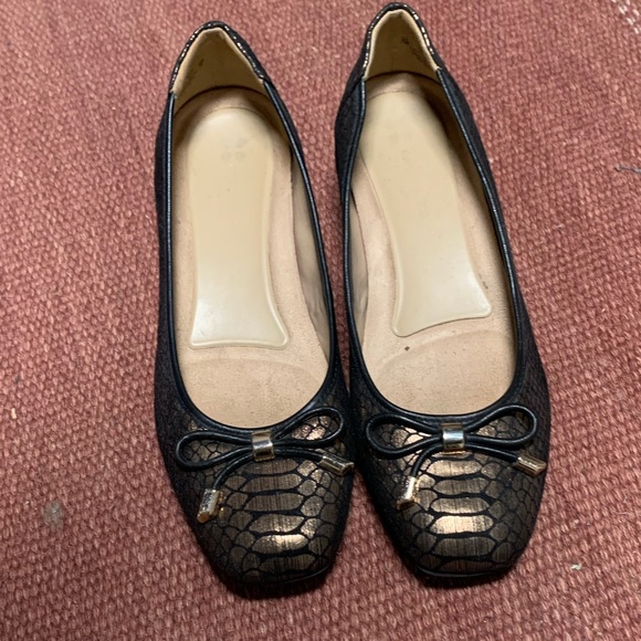 Ballet flats with slight wedge by Naturlizer - Picture 6 of 6